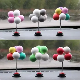 Balões coloridos decorações de carro bonito mini carro de desenho animado ornamentos criativos acessórios de carro para meninas acessórios de painel
