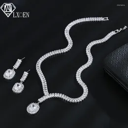 Collana Orecchini Set Conjuntos De Joyas Moda Argento Colore Gioielli di design di lusso Orecchini con zirconi cubici Gioielli per feste per le donne