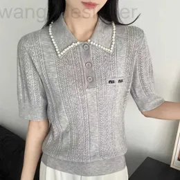 Kadın T-Shirt Tasarımcısı Chunyuan 24 Erken Bahar Yeni Zarif İnci Kenar Polo Boyun Yünü Jacquard Kısa Kollu Örme Kazak Kadınlar için 4vwq