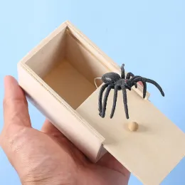 1pc-wooden scherzo scherzo scherzo di Home Office Spaky Box Box Gag Spider Parents Friend Gioca Diffonante Giochi Regali Sorprendente Sorprendente Bo Bo