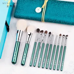 MyDestiny Makeup pędzel pędzel zielony 11pcs Soft Natural Animal Fun Komestic Brushes Setcosmetic Beauty Pen dla początkujących 240403