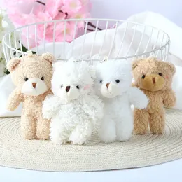 50pcs/lot peluş oyuncak ayılar oyuncaklar 12cm sevimli hayvan doldurulmuş bebekler kawaii kız allık ayı anahtarlık çantası kolye çocuk parti hediyeleri 240401