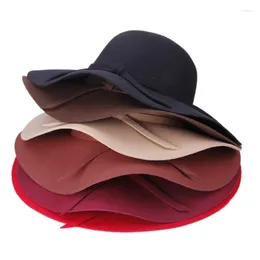 Beralar Yün Sonbahar ve Kış Lager Moda Lüks Panama Kapakları İçin Kadın Zarif Günlük Fedora Şapkaları Seyahat Güneşlik