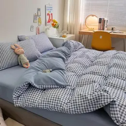 Bettwäsche -Sets Einfaches nordisches Plaid -Set mit Bettdecke Abdeckung Flachbettblatt Kissenbezug Single Kingsize Girls Boy Leinen Japan Style