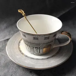 Muggar Nordic Tea Cup and Saucer Gold Window Retro Swan Castle Classic Wind Coffee Plate Home Decoration (Innehåller inte sked)