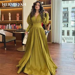 فساتين الحفلات Nersesyan خمر الشيفون مناسبة خاصة Puff Long Sleeves v Neck Prom Houn