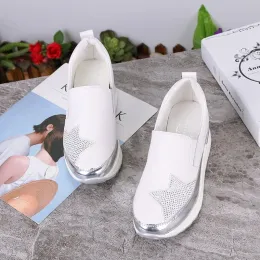 Bot Akeksiya Comfort Creepers Bling Loafers Sier Platform Ayakkabıları Kadın Swing Kadın Daireleri Tembel Kadınlar Ayakkabı Ayakkabı Zapatos De Mujer