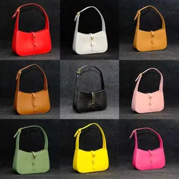 Дизайнер Le Bags Fashion 5A7 Женский плечевой сумки металлический логотип кожаная сумка подмышки черная белая портативная блуждающая сумка