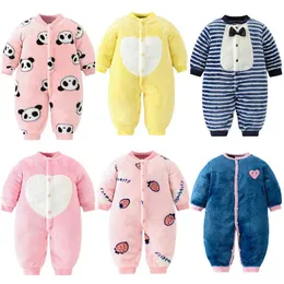 Born Baby Spring Winter Clothes Giacca per neonati per ragazze salti di salti morbidi flanella bebe gomanle 018 mese 240325