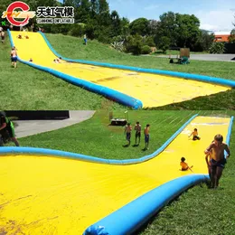 Outdoor -Aktivitäten Airdight Slip N Slide kommerzielle aufblasbare Folie Die Stadt Lange aufblasbare Wasserrutschen zum Verkauf