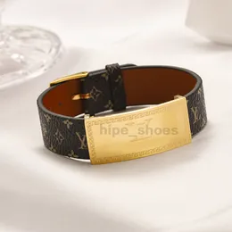 19 Eleganta brevarmbandsdesign: Perfekt för kvinnors armband, jubileumsgåvor, födelsedagsfirande och dagliga slitage, lyxsmycken tillbehör