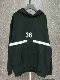 Designer High Version B Family 360 Fleece Hoodie med anpassat vävt och färgat tyg, slitna och tvättade med löst passande herr- och kvinnors hoodies KMX8