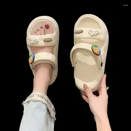 Tofflor Cartoon Design Summer Women Sandaler Icke-halk Soft Sole Sole Slides Lithe SeaBeach Casual Ladies 'Home Flip Flops