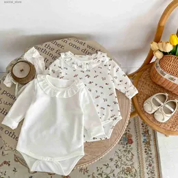 ROMPERS Herbst Herbst New Baby Girl Langarm Bodysuit Kleinkind Blumenboden Kleidung Kleinmädchen Spitzenkragen Baumwoll-Overall 0-24m L240402