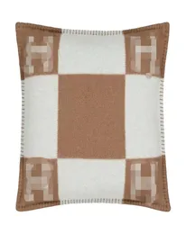 Casta de almofada de almofada de luxo decorativa Carta de travesseiro de lã Carta de travesseiros europeus de lã Pounhores de lã 45x45cm e 65x65cm 4 1134029