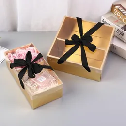Creative folding flower packaging box food packaging box wedding gift cardboard box handheld transparent PVC gift box TH36a