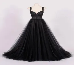 Black Aline Vintage Vintage Gothic Wedding Dress مع الأشرطة البسيطة الأنيقة الأنيقة الزفاف غير الرسمية مع مشد اللون الخلفي القطار القصير 1920529
