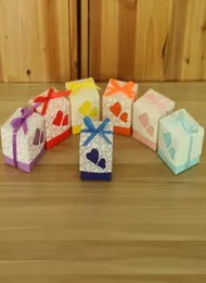 Scatole di caramelle regalo con taglio laser a forma di cuore d'amore Sacchetti di caramelle per bomboniere con decorazione a nastro7367504