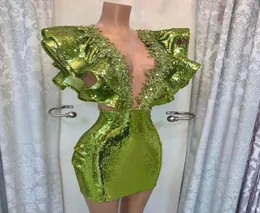 Grüne Pailletten Cocktail Dressses Kurzer Perlen Deep Vneck Dubai Party Nachtkleiderinnen Frauen maßgeschneiderte Robe de Soiree8852963