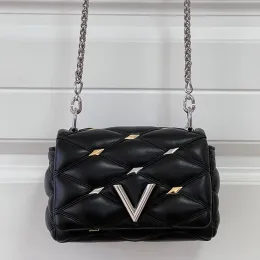 Aaa läder designer väska kedja crossbody väska lyxväska kvinnor handväska topp spegel kvalitet klaff plånbok designer axel väskor quilt tråd mjuk stamväska svart