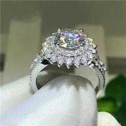 2PCS Pierłdy ślubne Znakomite srebrny kolor obrączki dla kobiet luksusowy moda inkrustowana z białym kamieniem cyrkonowym Pierścień zaręczynowy biżuteria