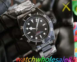 Black Bay Quality Watch Sunwe Ceramic Swiss Watch Series Bronze Série Mecânica Automática Sapphire Geneve luminosa Receita o grande presente de discagem masculina Montre de Luxe