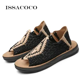 Sandals ISSACOCO Men's Summer Slippers Men Artificial Weaving Flat Shoes Outdoor Casual Shoes High Quality Nonslip Sandals Adult Beach