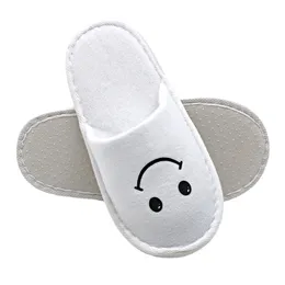 سلع فندق يمكن التخلص منها للسلع في فندق Rispabies House Room Slippers for Kids