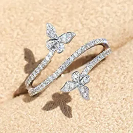 2PCS Pierłdy ślubne Huitan Znakomite pierścionki motyli dla kobiet luksusowe inkrustowane bling cyrkonż