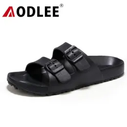 Sandálias Aodlee plus size 45 Moda Men sandálias deslizam em uma marca respirável Sanes Sandals Beach Men slides Sapatos casuais sandalias HOMBRE