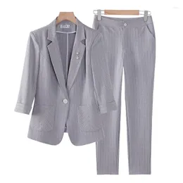 Kvinnors tvåbitar byxor Spring Summer Formal Business Suit med och jackor tallar halv ärm Office Ladies Professional Blazers Set