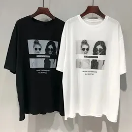 スーパーフィールモーダルショートスリーエレブのTシャツレディースサマー韓国の印刷されたゆるくアイドルミッドレングストップ240403