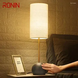 Lampade da tavolo Ronin Modern Touch Dimming Lampada Led creativa Simple Personalità comodino Luce per la casa soggiorno camera da letto