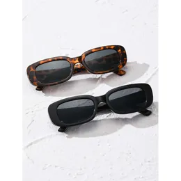 2pcs feminino design de plástico quadrado Boho Moda Os óculos de sol protegem os olhos para atividades ao ar livre Fotografia de rua Acessórios para roupas de praia