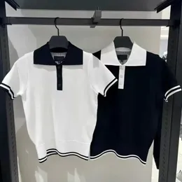 Sydkoreas sommargolfkläder Kvinnor Tshirt tunn andningsbar och bantningskrage Kort ärmstickad tröja 240403