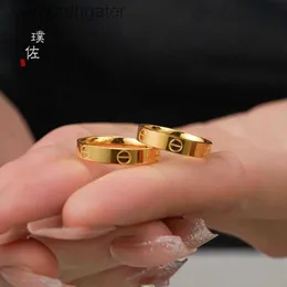 Designer di donne originali di alta qualità 1to1 Nuova serie d'amore incolore la coppia da vicino dà alla fidanzata la moda versatile designer anello