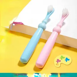 新しい2024シングルボックスベイビー2〜6歳の小さなひょうたん漫画の子供用歯ブラシのための小さなひょうたん歯ブラシのための漫画の子供用歯ブラシ