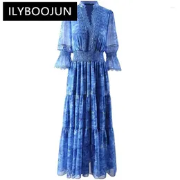 Casual Dresses Ilyboojun Fashion Runway Designer Kvinnor V-Neck blared långärmad stretch midja tryckt lapptäcke spetsvintage klänning