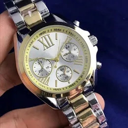 ساعة ذات جودة عالية مصممة مصممة على مراعات ثلاث عيون مع مربع AAA 6 Color Dial الفاخر 36 مم من الفولاذ المقاوم للصدأ الكوارتز الساعات no598