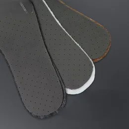 2024 Äkta Cowhide Insoles Toppskikt läderinsulor för sneaker Business Shoes Inner Sole Women Män tunna mjuka skoinsatser för äkta