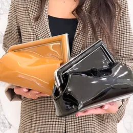 10a borse di design per uomo luxurys frizione hobo sacchetti ascella