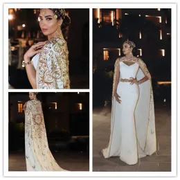 Kleider Meerjungfrau Gold Stickerei weiße elegante Abend formelle Kleider mit Wrap 2019 Mermaid Yousef Aljasmi Party Abschlussball Kleider lange kostenlos