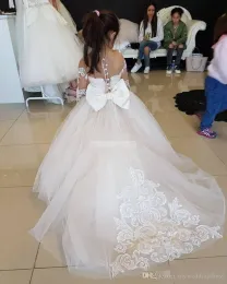 Vestidos doces de manga longa Trem de varredura 2018 Princess Flower Girls Dresses Ilusão