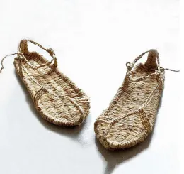 샌들 2018 Sunny Everest 3448 Wholesale Handwoven Flax Sandals Unsex Sandals Grass 직조 밀짚 샌들 래프팅 샌들 무료 크기