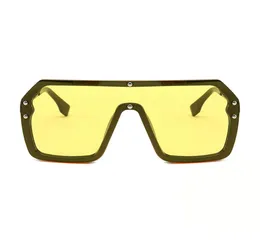 2020 대형 방패 바이저 선글라스 여성 대형 선글라스 남성 투명한 프레임 빈티지 큰 바람 방지 레트로 안경 1282771