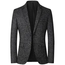 Blazers Men moda szczupłe garnitury Płaszcze Solid kolorowe garnitury kurtki męskie blezery wierzchołki marka odzież męska 240401