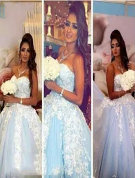 Vestidos de vestilos de bola 2017 Vestidos de noiva com namoro com o pescoço com mangas de renda com mangas de renda de túmulo de tule clara azul -vestidos de noiva barato