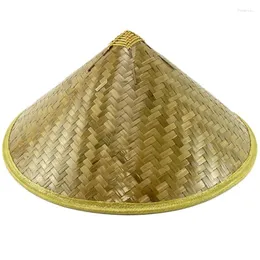 ベレー帽は塗装されていない空白の竹のコーンハットサンシェードパフォーマンスプロップ手織りストローハット作られたアジアのテーマ装飾F0T5