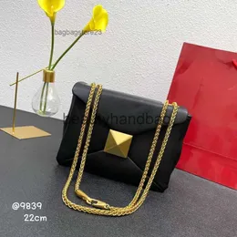 Walentynki Vt V-Buckle Bag Lady Reme torebki torebki Projektant mody mosiądz mosiądz duży nit łańcuch jeden ukośny Span mały kwadrat 6ovr