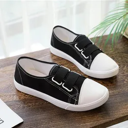 أحذية غير رسمية Cresfimix Women Fashion White Slip on Work Canvas Street Lady Summer Summer A2189